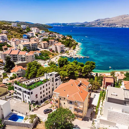 Valentina Lägenhet *